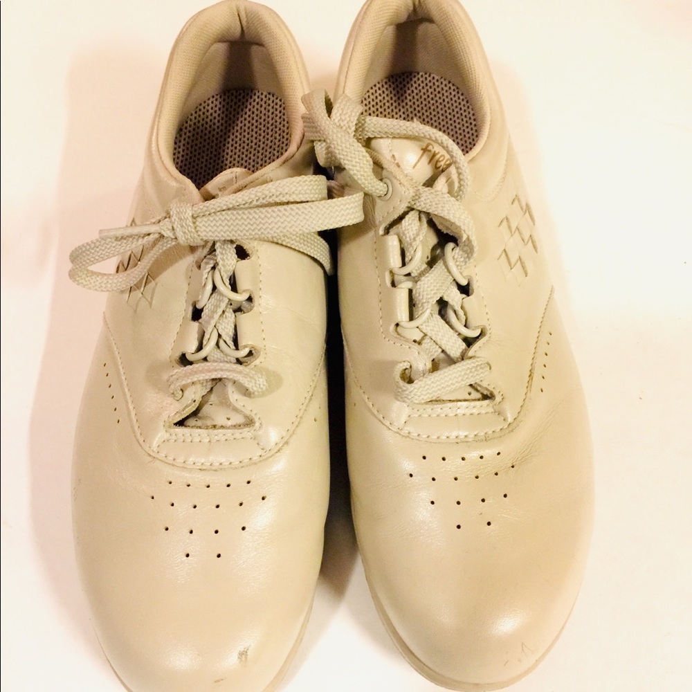 SAS Free Time Women’s Comfort Shoes Beige Leather